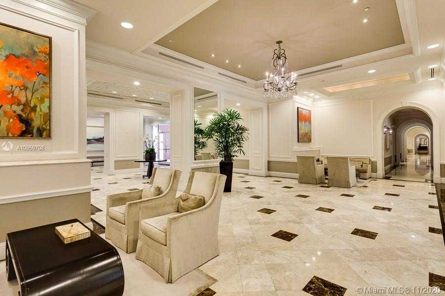Small Image of 10 EDGEWATER DR #LA-NO, Coral Gables Number 26
