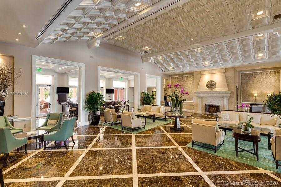 Small Image of 10 EDGEWATER DR #LA-NO, Coral Gables Number 27