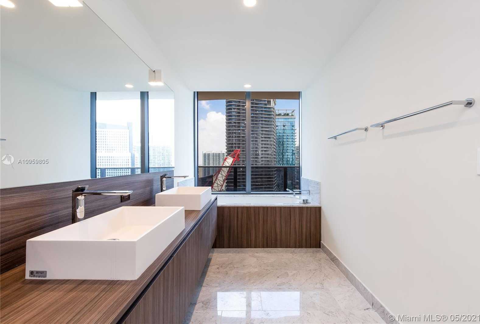 Small Image of 1000 BRICKELL PLZ #3015, Miami Number 12