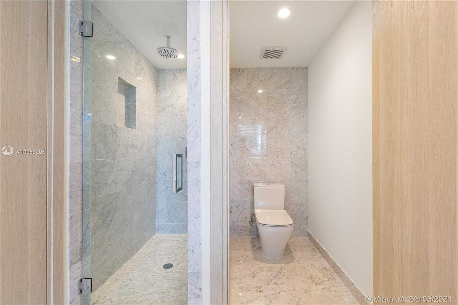 Small Image of 1000 BRICKELL PLZ #3015, Miami Number 13