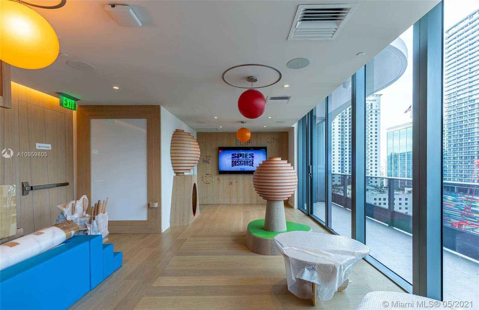Small Image of 1000 BRICKELL PLZ #3015, Miami Number 28