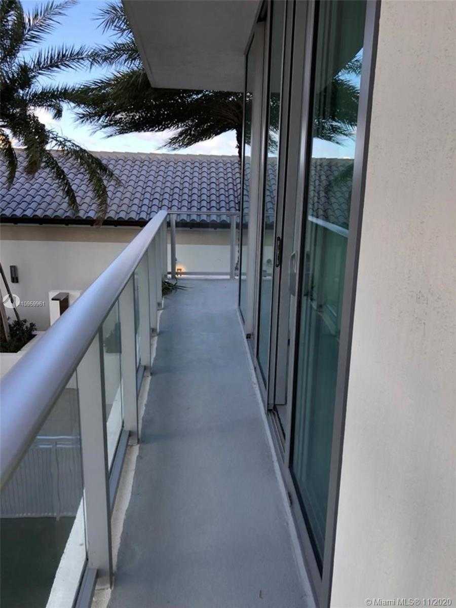Small Image of 300 SUNNY ISLES BLVD #4-607, Sunny Isles Beach Number 22