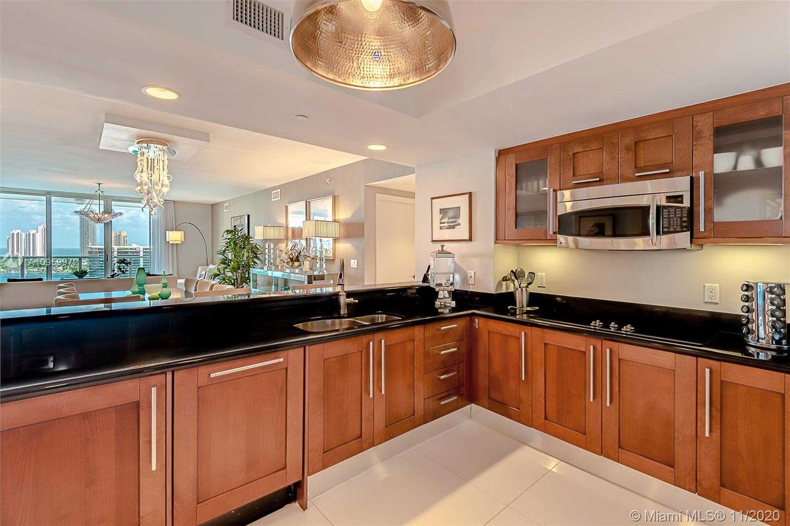 Small Image of 3301 NORTH EAST 183RD ST #2105, Aventura Number 11