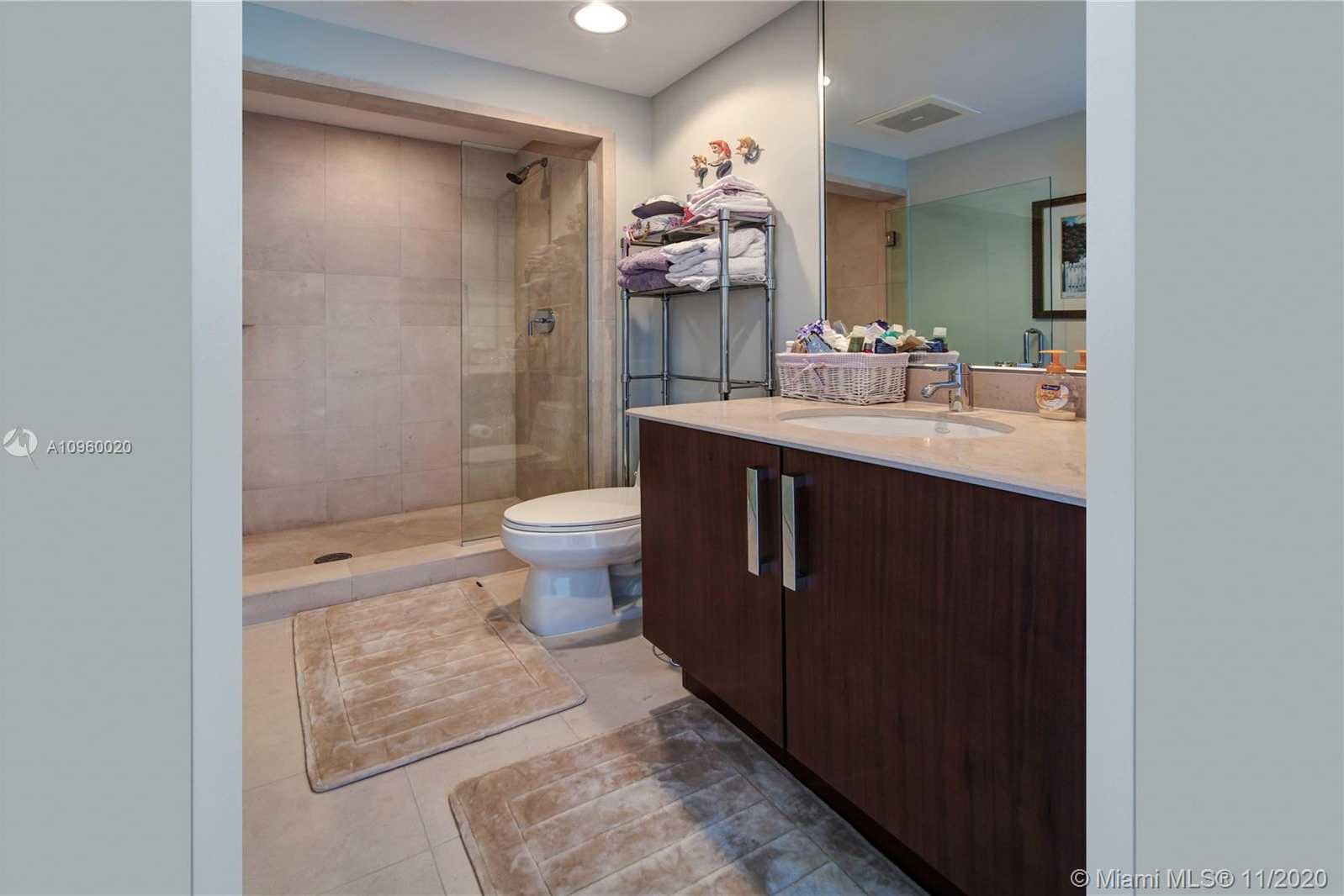 Small Image of 3801 COLLINS AVE #806, Miami Beach Number 16