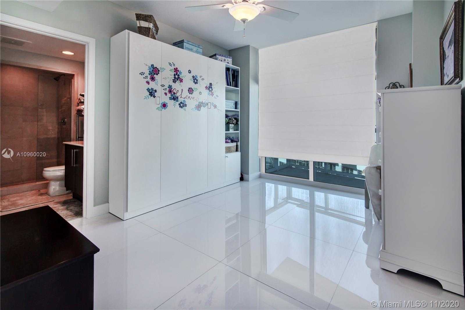 Small Image of 3801 COLLINS AVE #806, Miami Beach Number 17