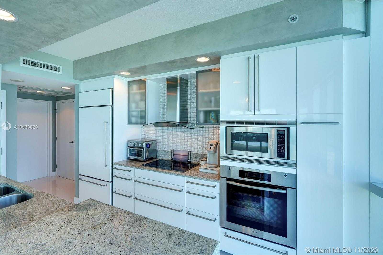 Small Image of 3801 COLLINS AVE #806, Miami Beach Number 8