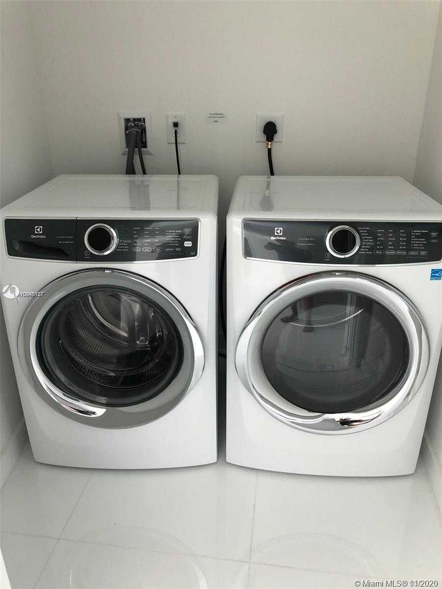 Small Image of 851 NORTH EAST 1ST AVE #3111, Miami Number 9