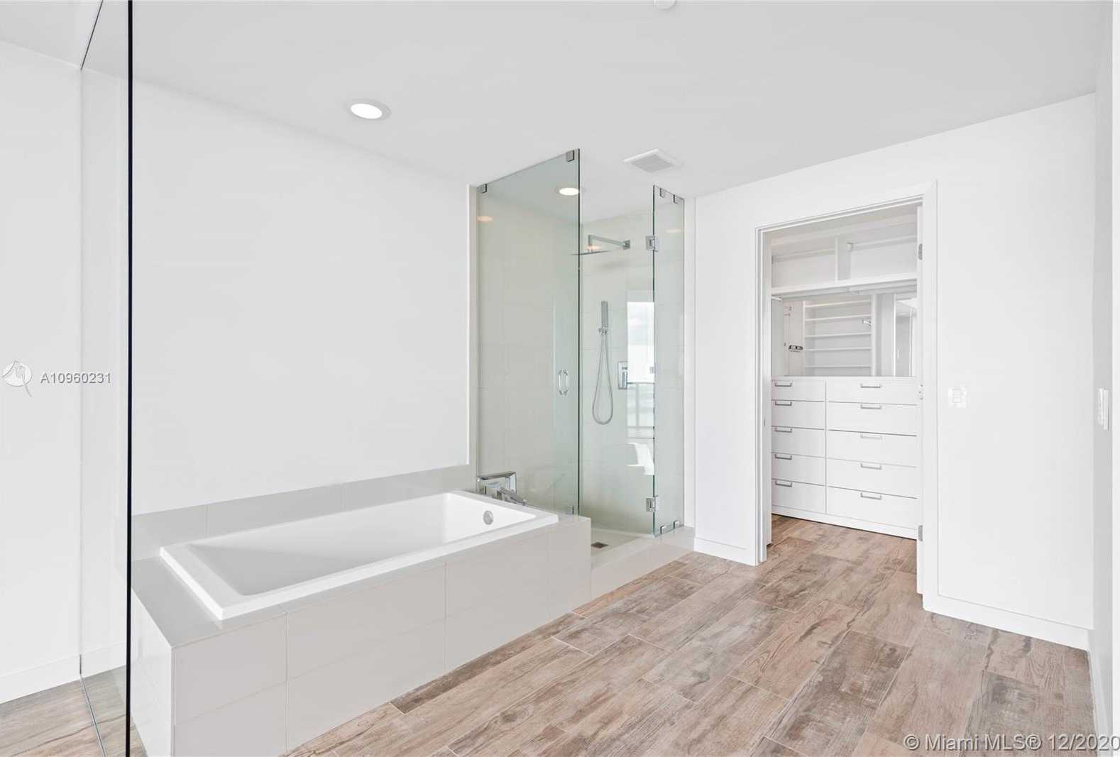 Small Image of 650 NORTH EAST 32ND AVE #PH5104, Miami Number 25