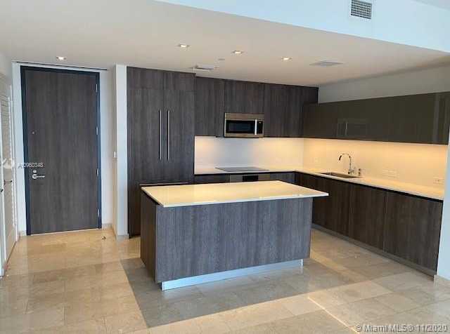 Small Image of 88 SOUTH WEST 7TH ST #2707, Miami Number 3