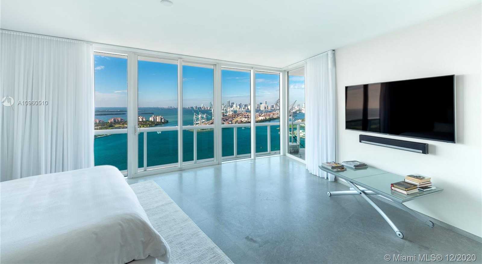 Small Image of 1000 SOUTH POINTE DR #3301, Miami Beach Number 16