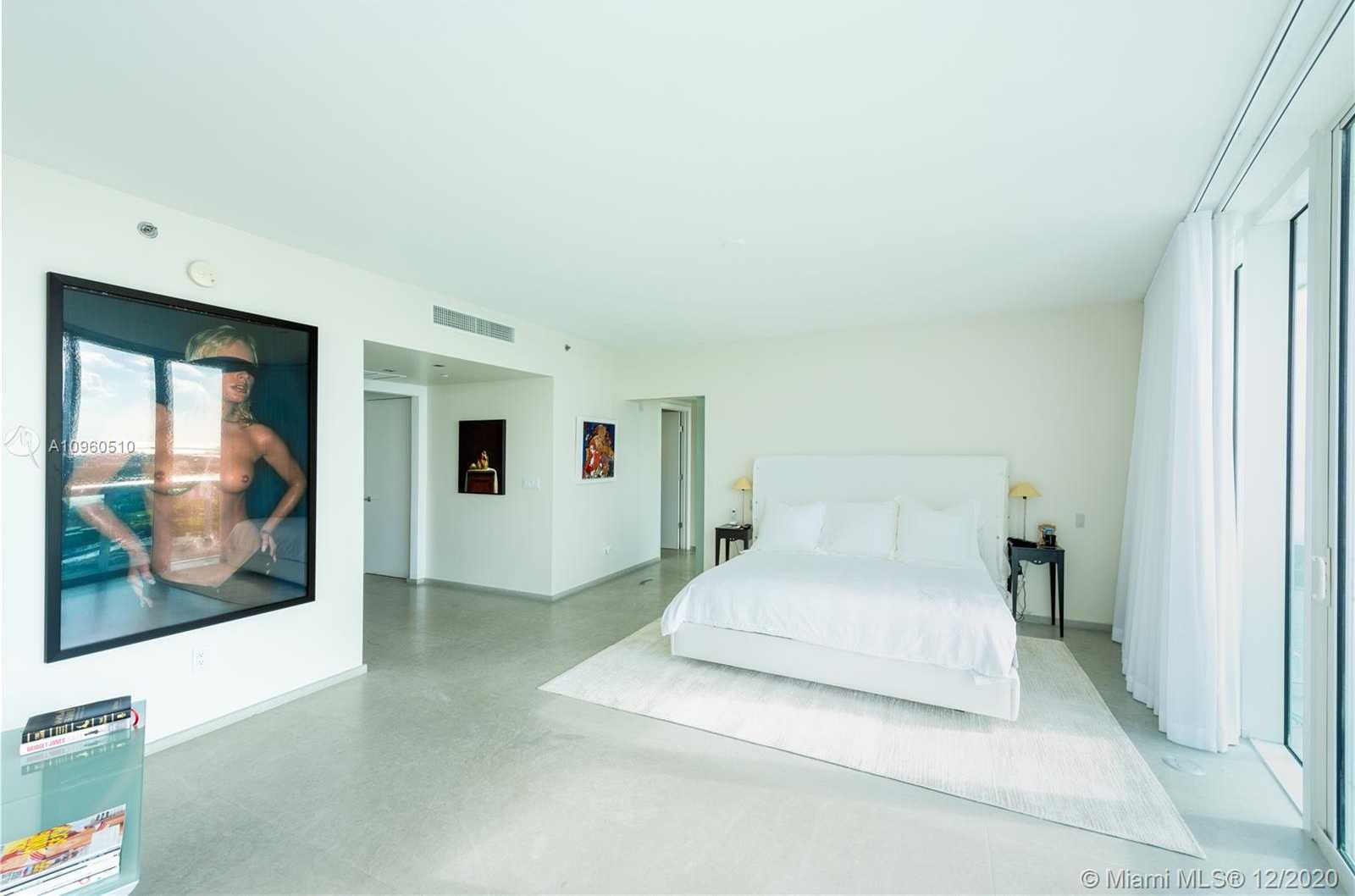 Small Image of 1000 SOUTH POINTE DR #3301, Miami Beach Number 17