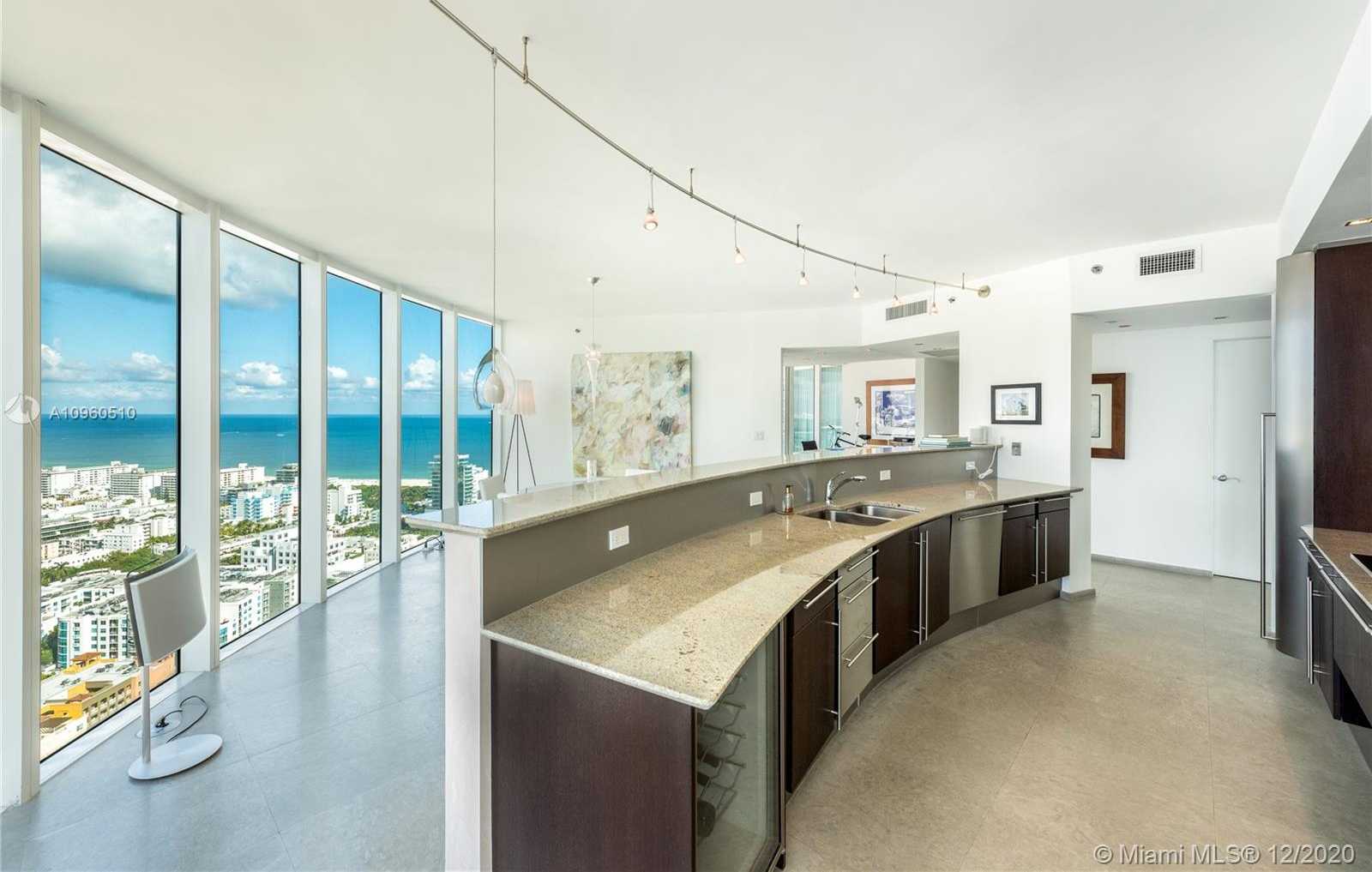 Small Image of 1000 SOUTH POINTE DR #3301, Miami Beach Number 21