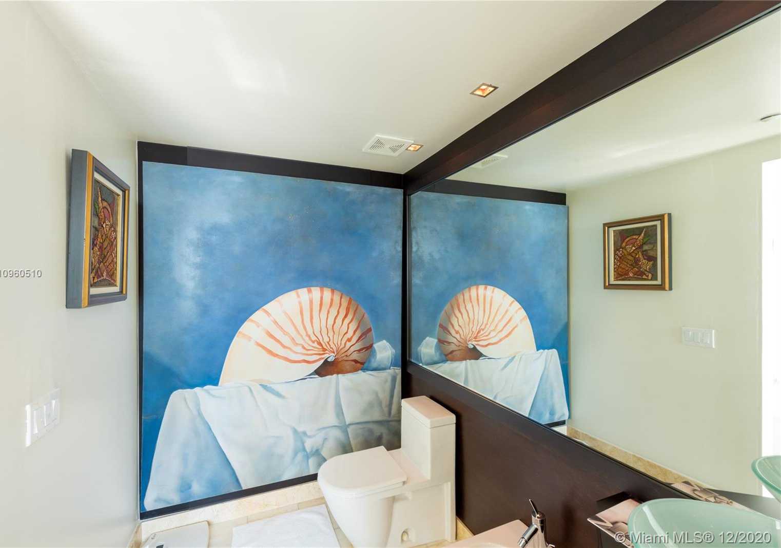 Small Image of 1000 SOUTH POINTE DR #3301, Miami Beach Number 30