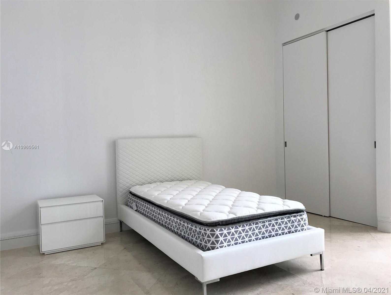Small Image of 15901 COLLINS AVE #3606, Sunny Isles Beach Number 23