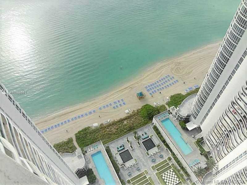 Small Image of 15901 COLLINS AVE #3606, Sunny Isles Beach Number 4