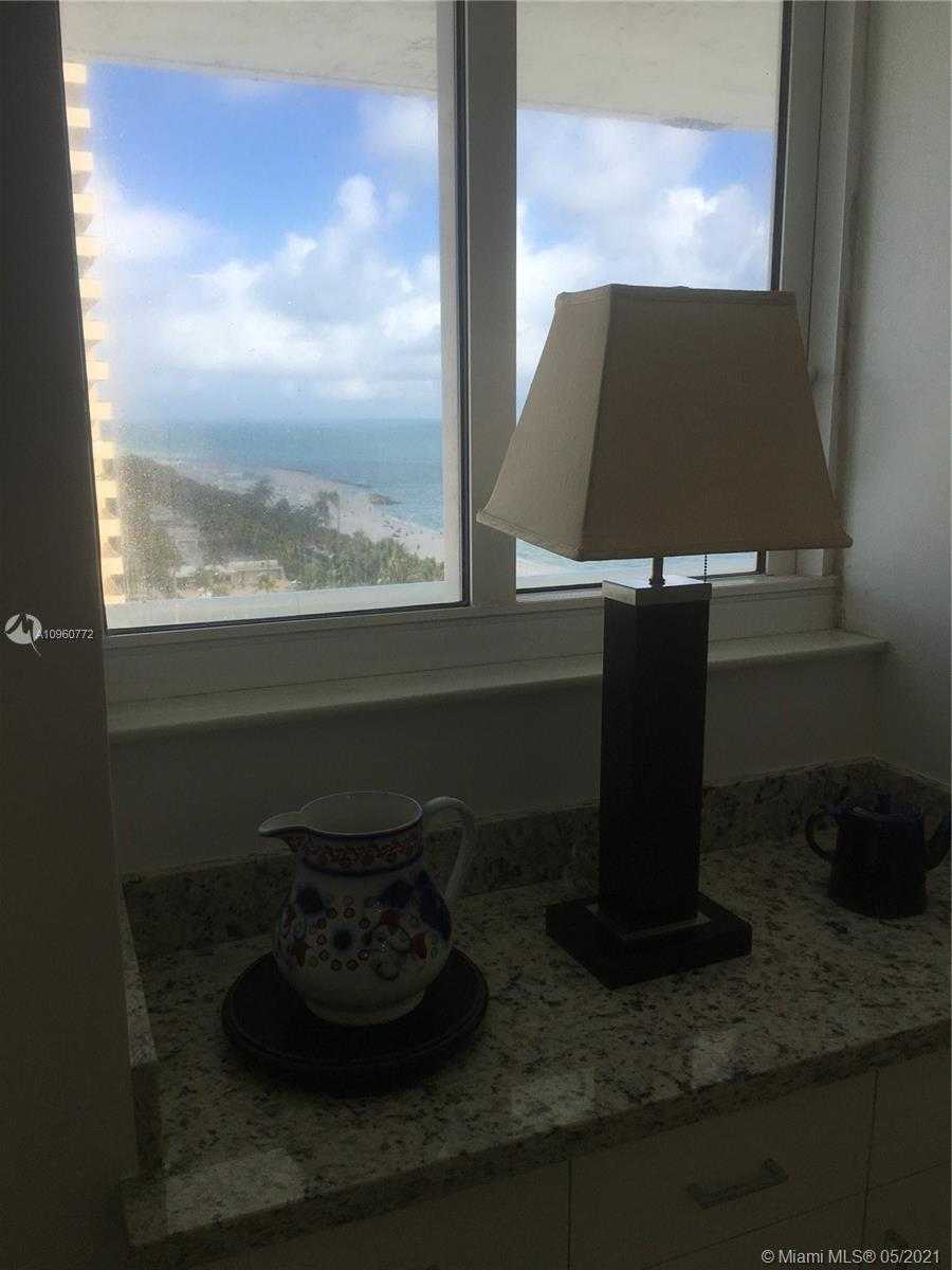 Small Image of 2457 COLLINS AVE #1503, Miami Beach Number 12