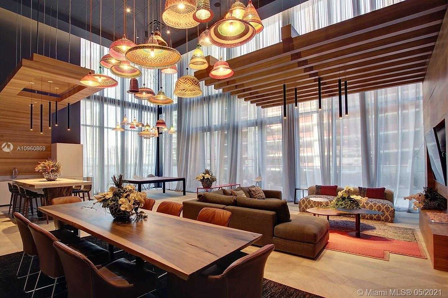 Small Image of 1010 BRICKELL AVE #3401, Miami Number 12