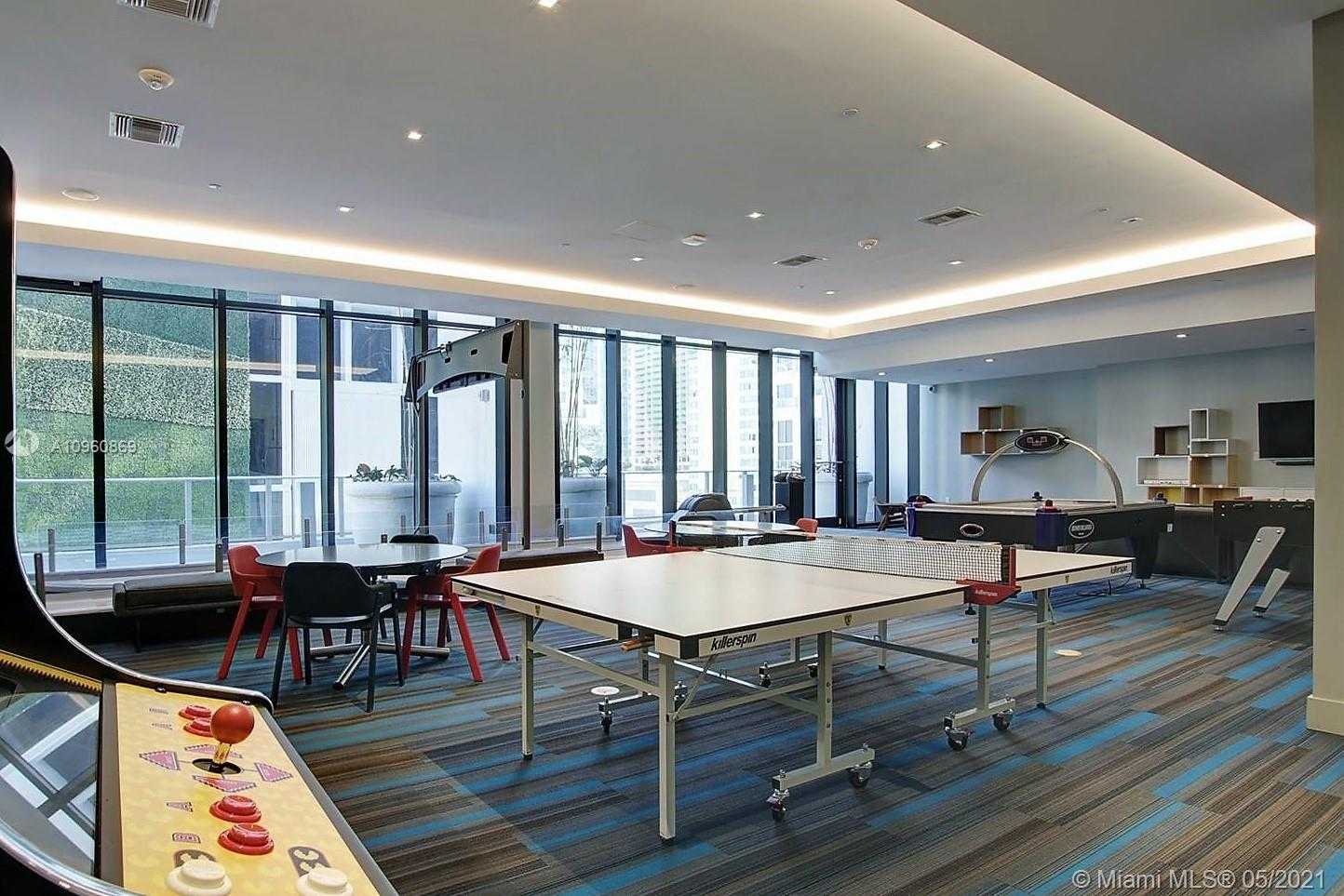 Small Image of 1010 BRICKELL AVE #3401, Miami Number 38