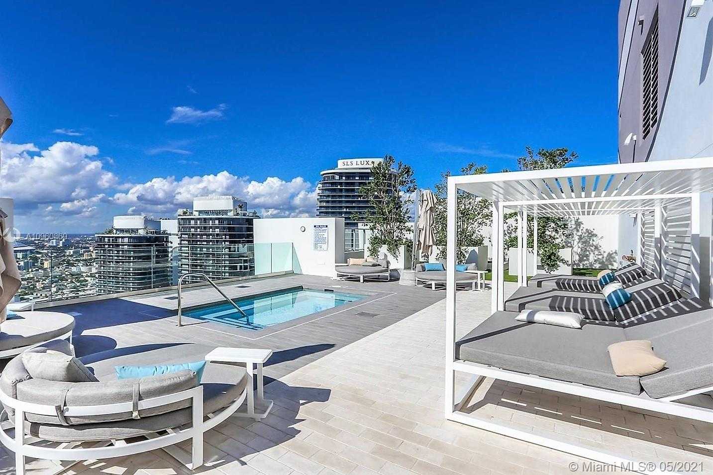 Small Image of 1010 BRICKELL AVE #3401, Miami Number 6