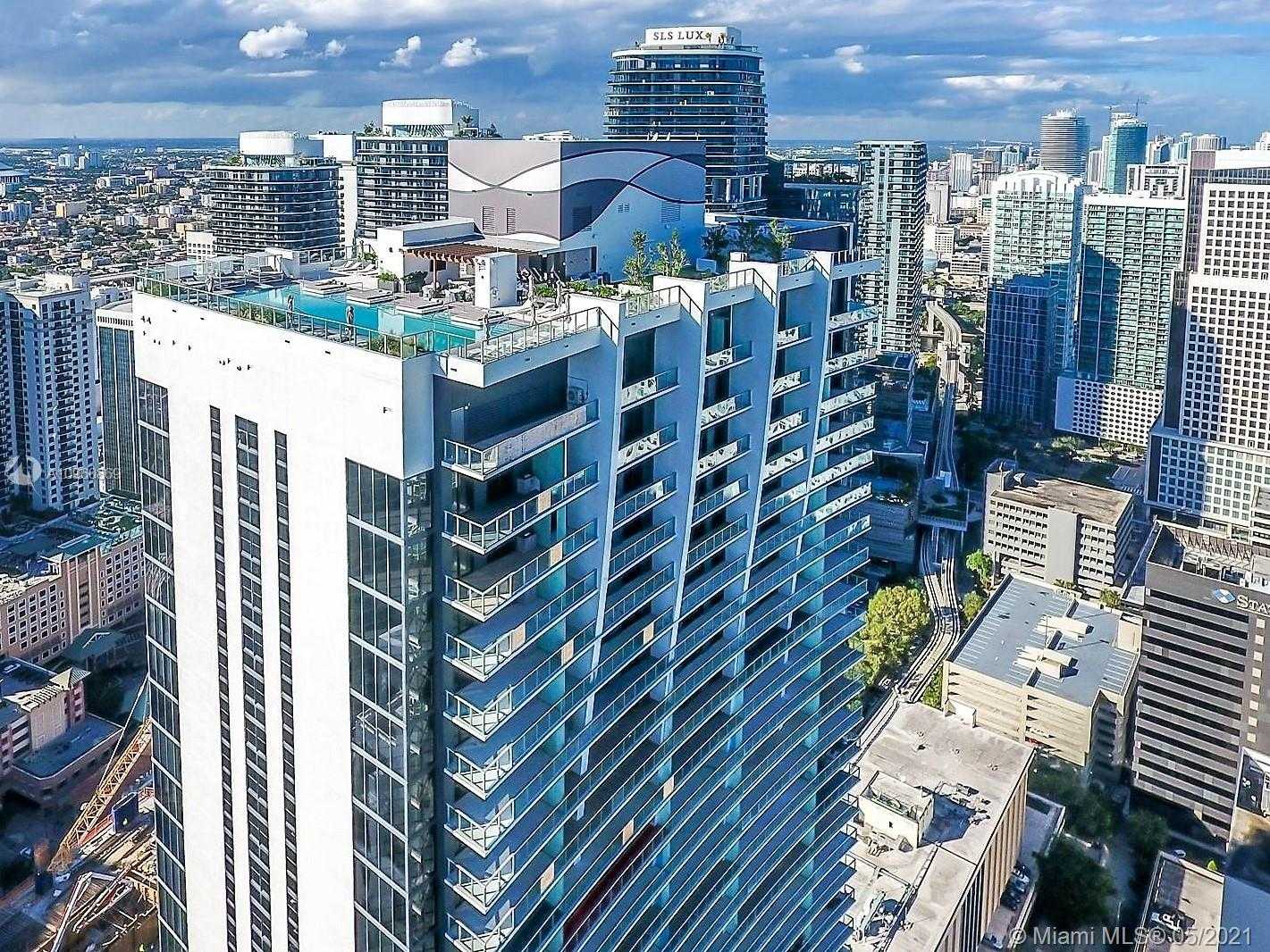 Small Image of 1010 BRICKELL AVE #3401, Miami Number 8