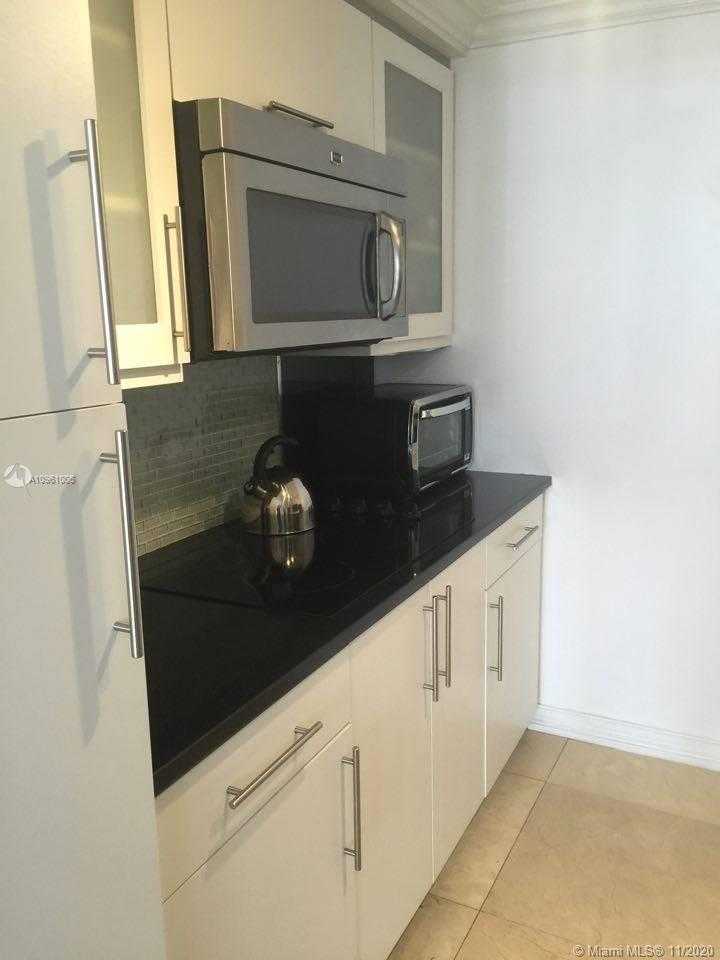 Small Image of 6365 NORTH EAST COLLINS AVE #1711, Miami Beach Number 7