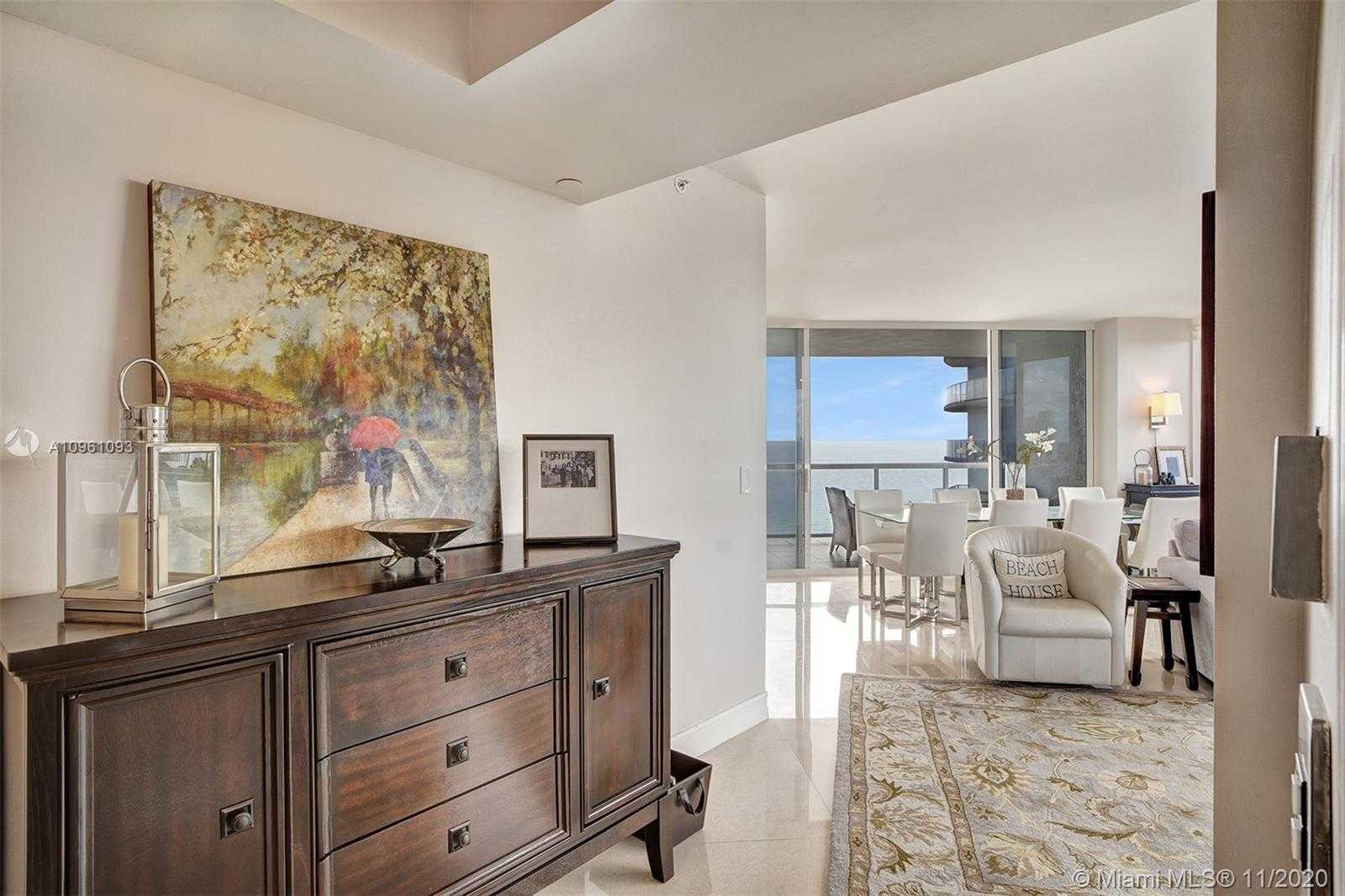Small Image of 18671 COLLINS AVE #1703, Sunny Isles Beach Number 3