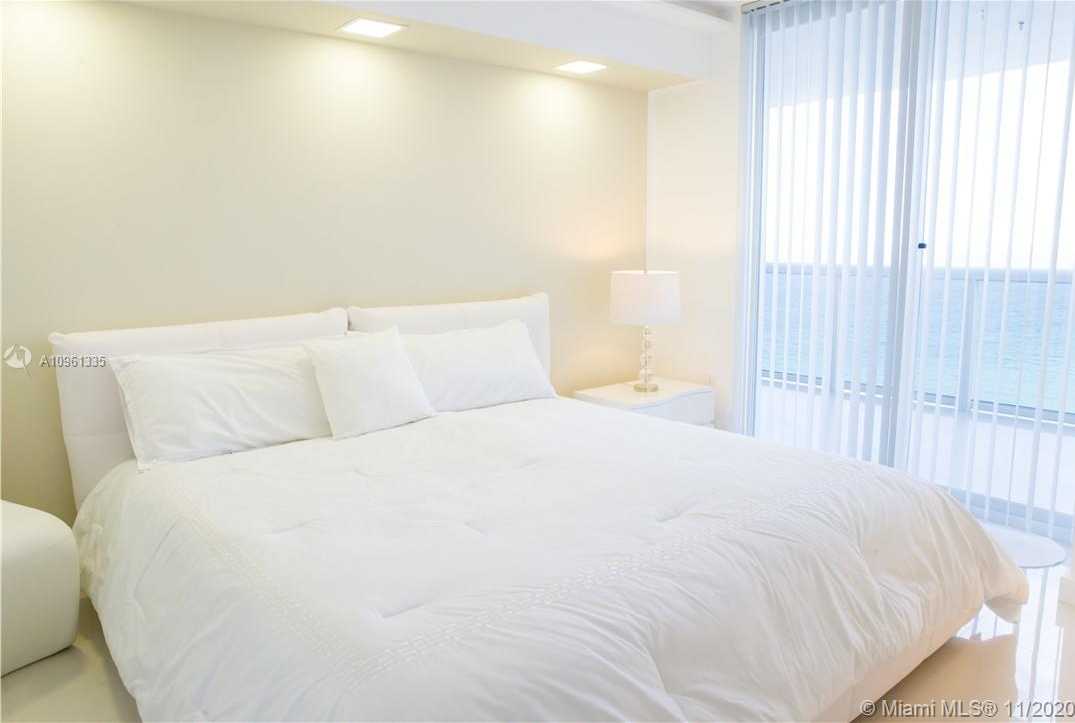 Small Image of 6301 COLLINS AVE #1402, Miami Beach Number 24