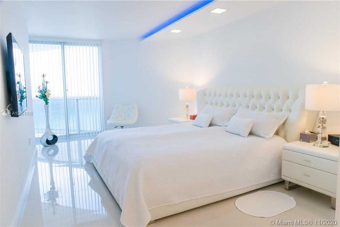 Small Image of 6301 COLLINS AVE #1402, Miami Beach Number 25