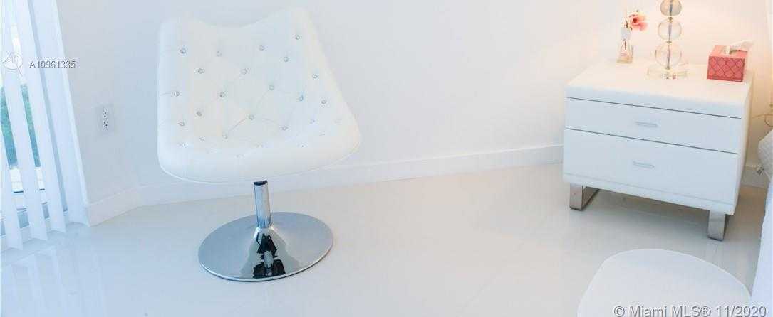 Small Image of 6301 COLLINS AVE #1402, Miami Beach Number 26