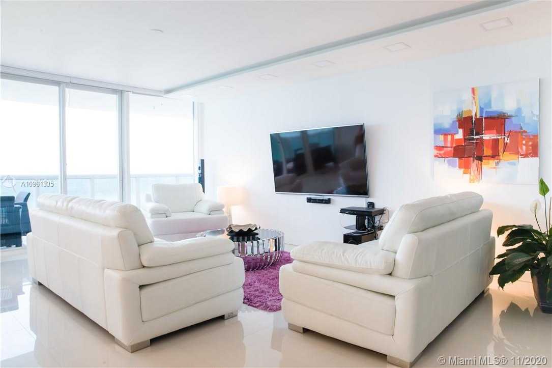 Small Image of 6301 COLLINS AVE #1402, Miami Beach Number 4