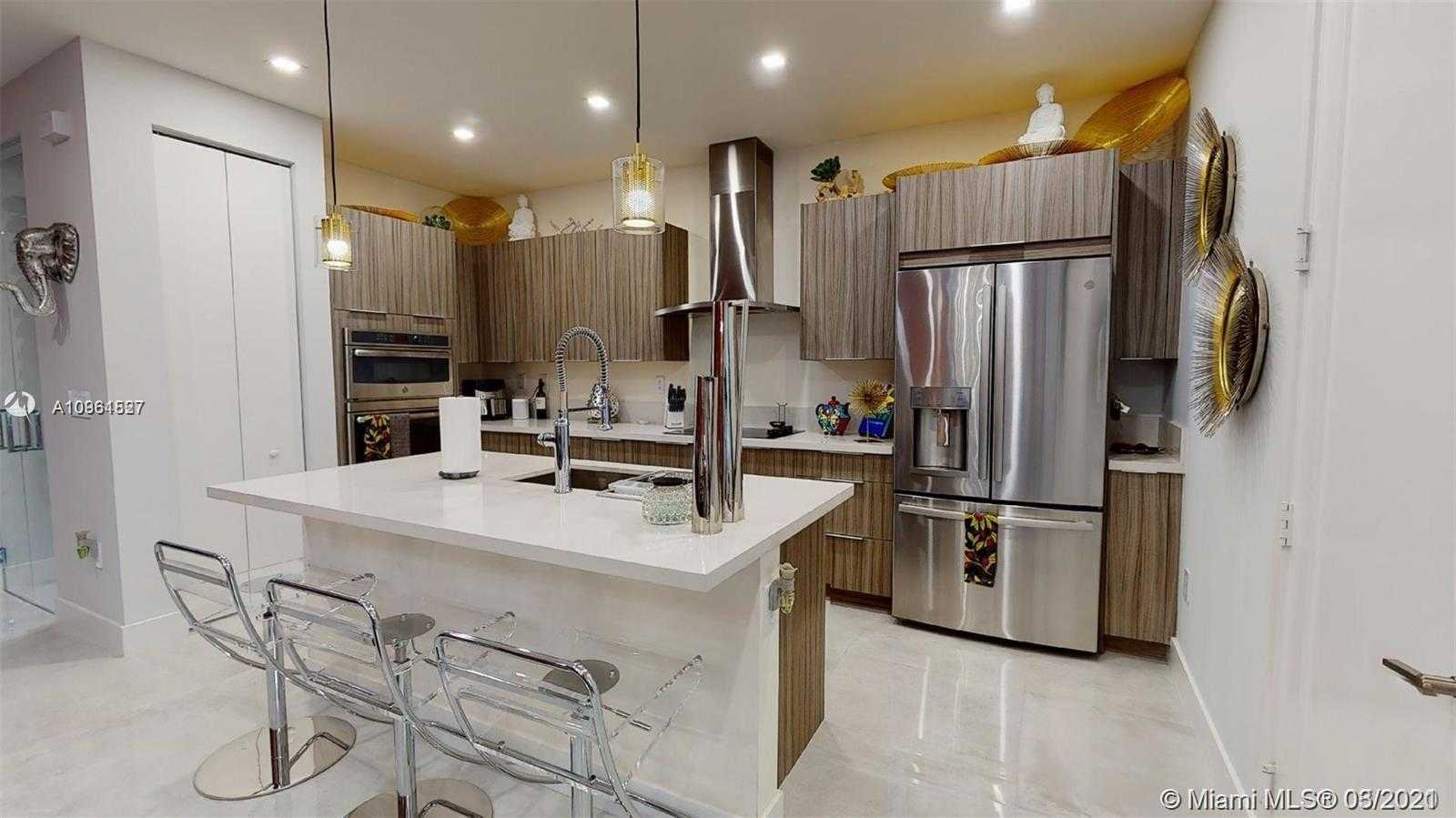 Small Image of 10315 NORTH WEST 66TH ST #., Doral Number 22