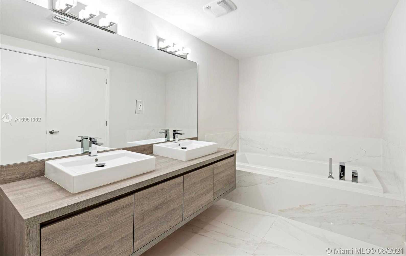 Small Image of 400 SUNNY ISLES BLVD #2005, Sunny Isles Beach Number 22