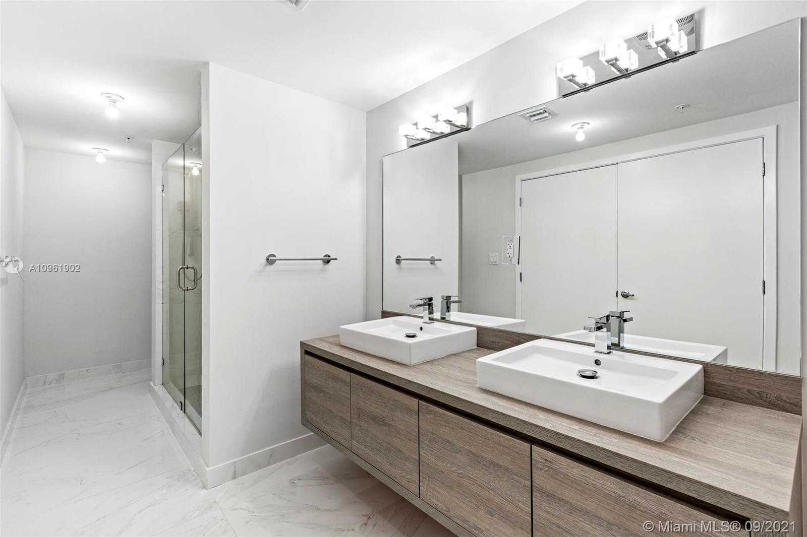 Small Image of 400 SUNNY ISLES BLVD #2005, Sunny Isles Beach Number 23