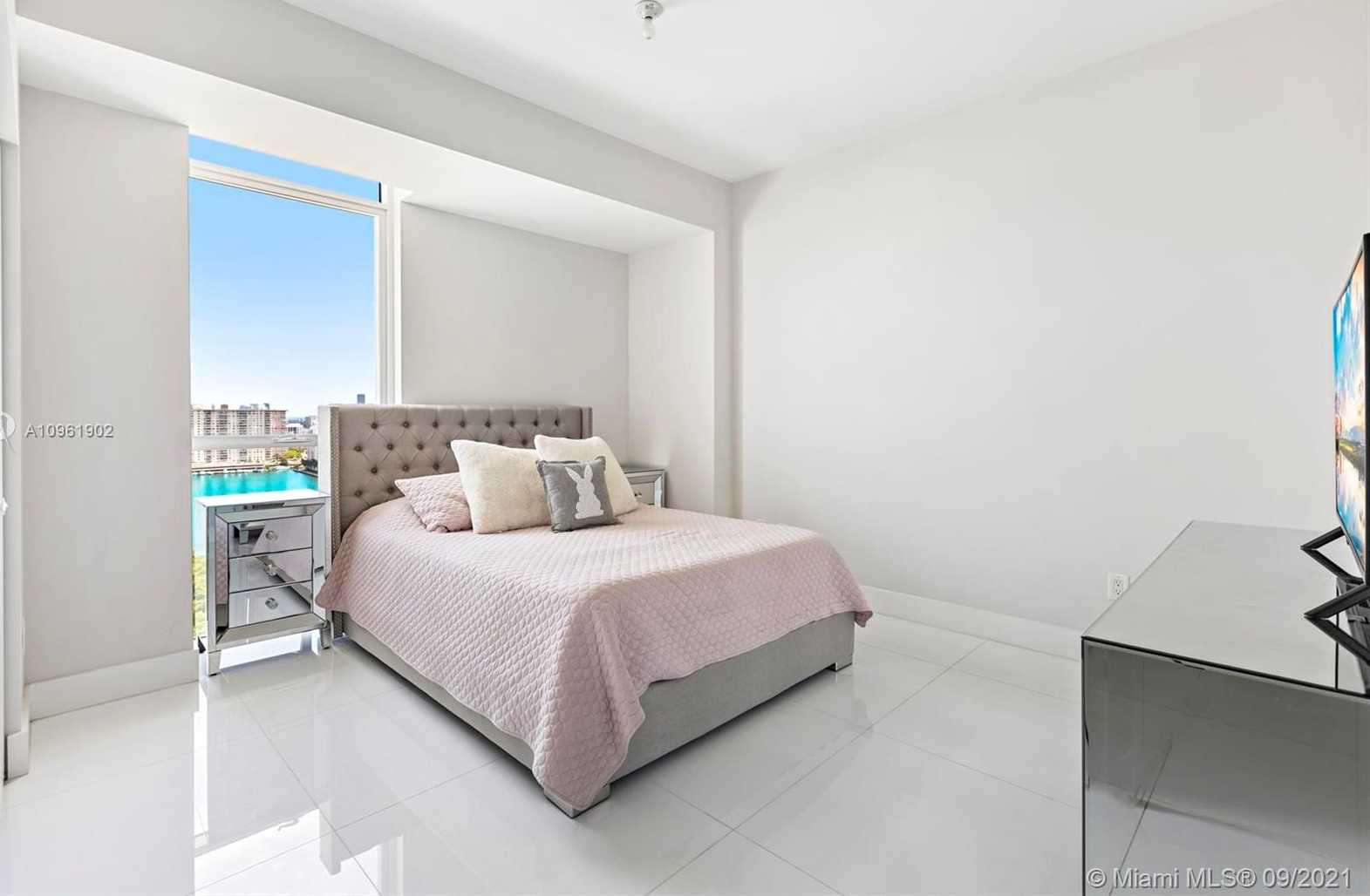 Small Image of 400 SUNNY ISLES BLVD #2005, Sunny Isles Beach Number 28
