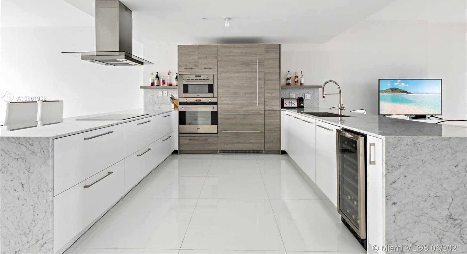 Small Image of 400 SUNNY ISLES BLVD #2005, Sunny Isles Beach Number 36