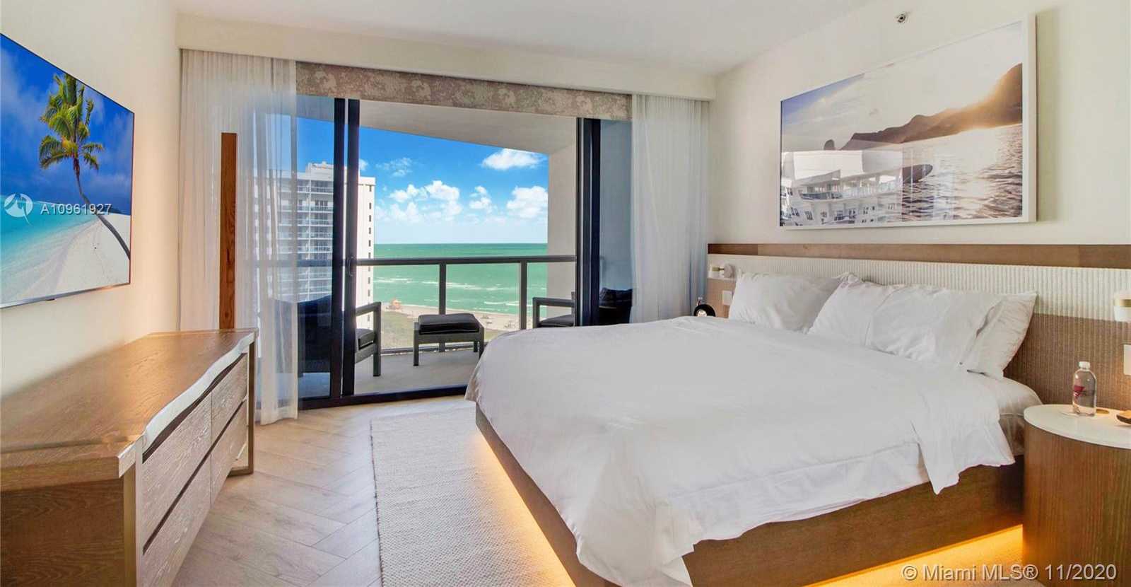 Small Image of 2201 COLLINS AVE #1211, Miami Beach Number 16
