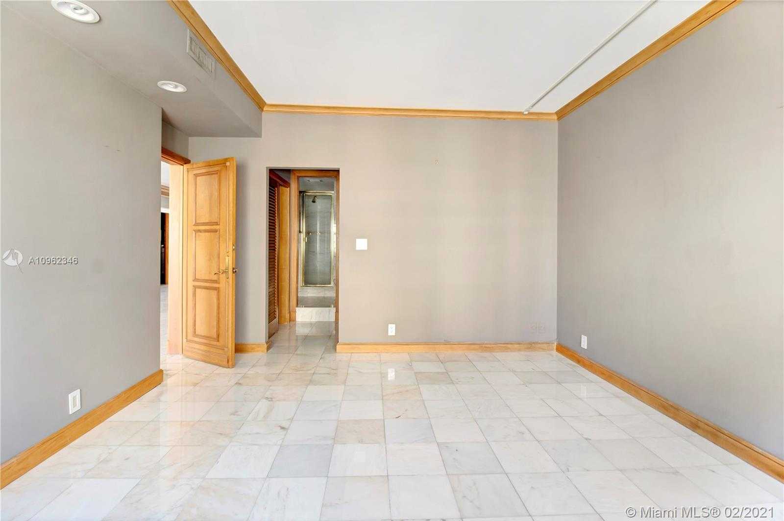 Small Image of 333 SUNSET DR #802, Fort Lauderdale Number 19