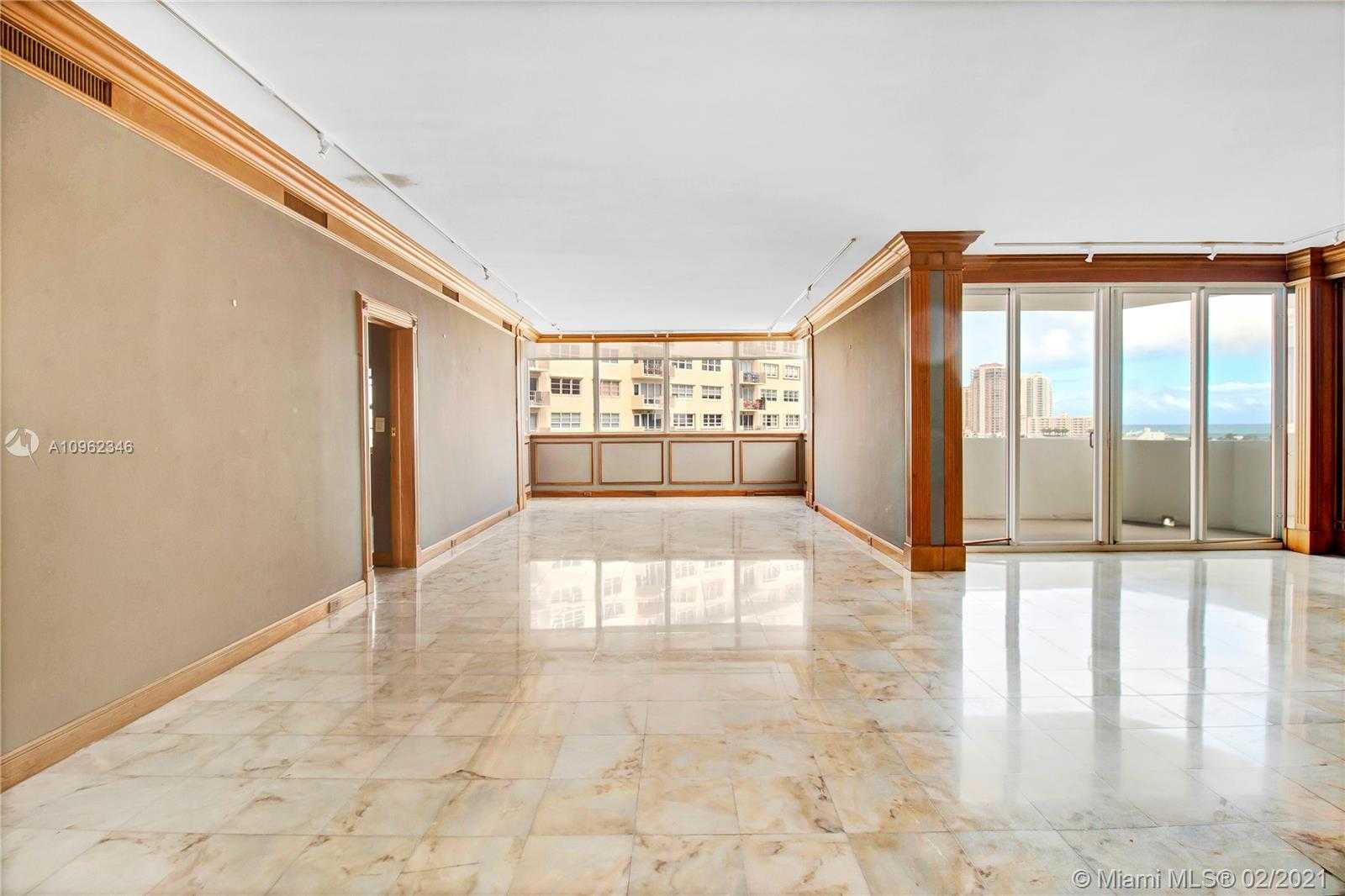 Small Image of 333 SUNSET DR #802, Fort Lauderdale Number 3
