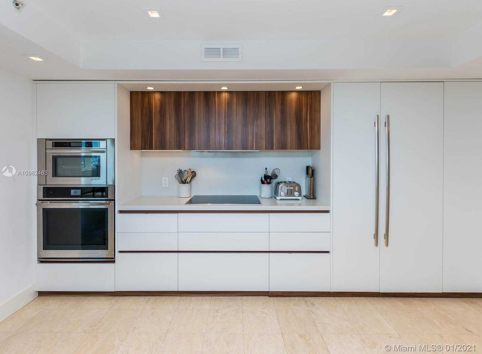 Small Image of 10205 COLLINS AVE #P1, Bal Harbour Number 29