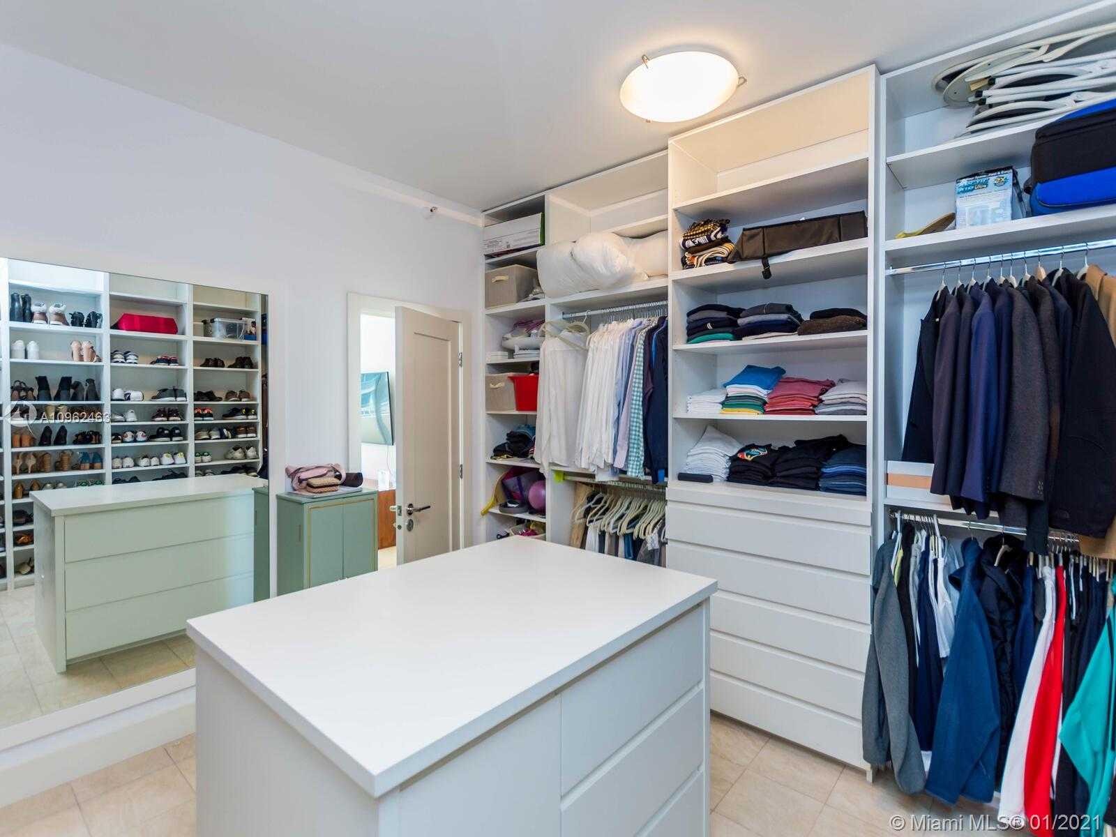 Small Image of 10205 COLLINS AVE #P1, Bal Harbour Number 40