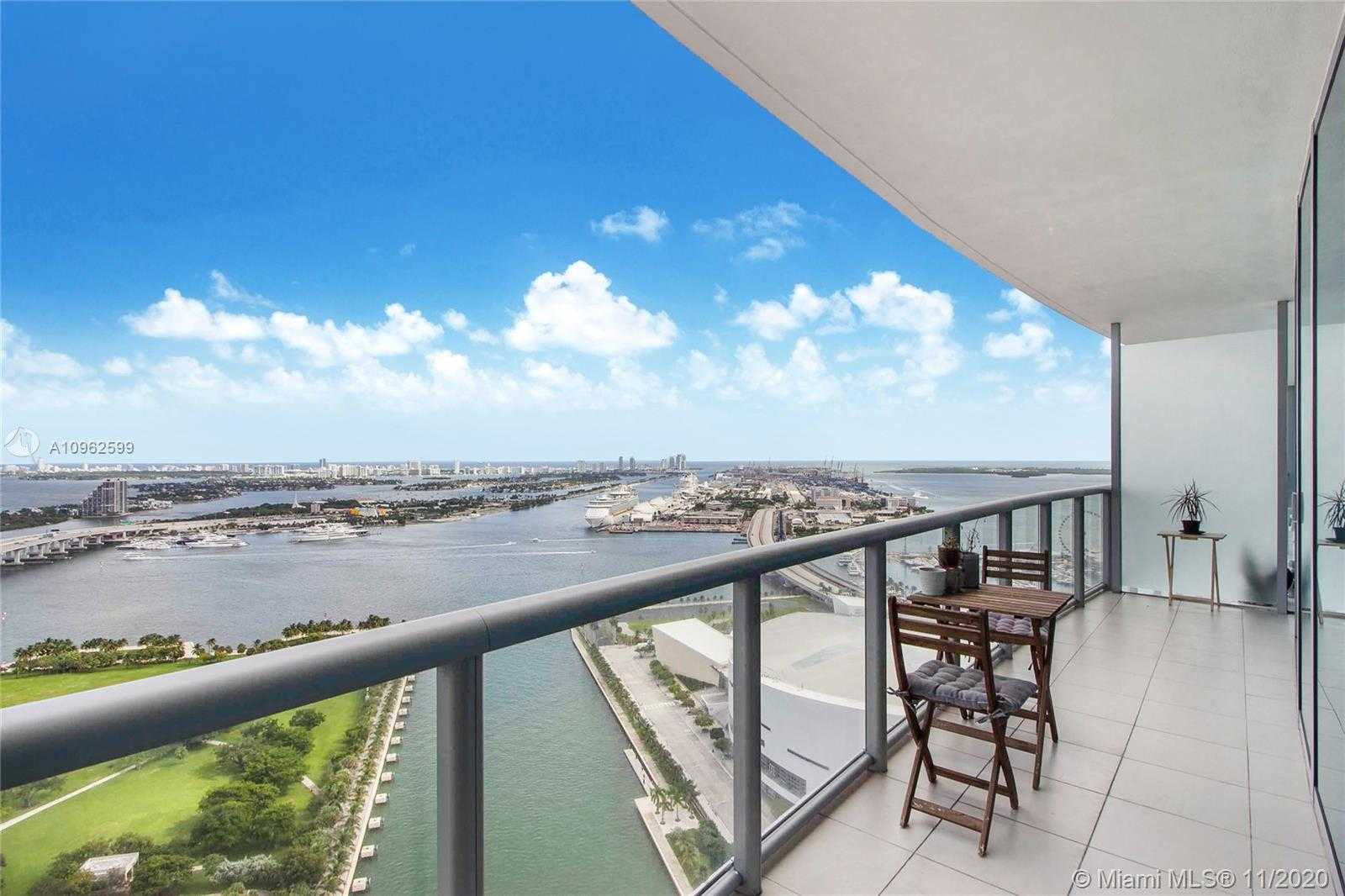 Small Image of 888 BISCAYNE BLVD #3810, Miami Number 2