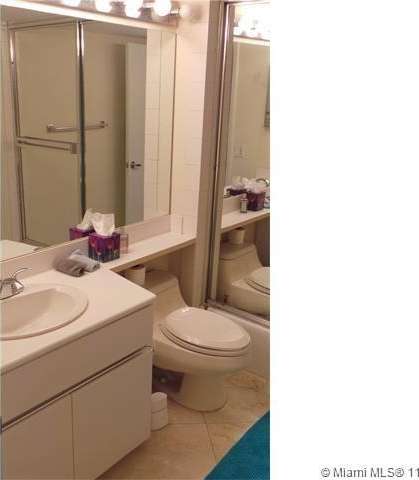 Small Image of 400 SOUTH POINTE DR #903, Miami Beach Number 23