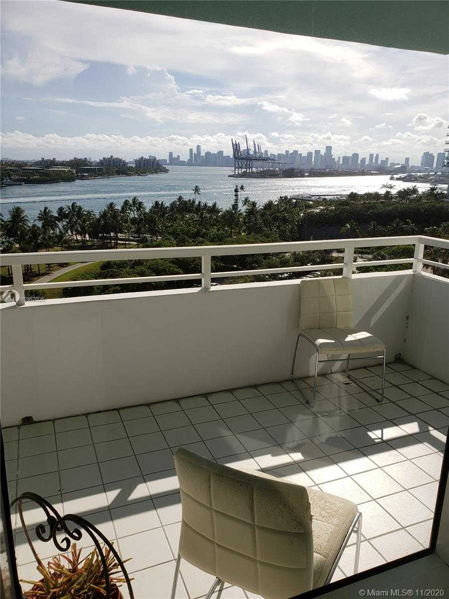 Small Image of 400 SOUTH POINTE DR #903, Miami Beach Number 32