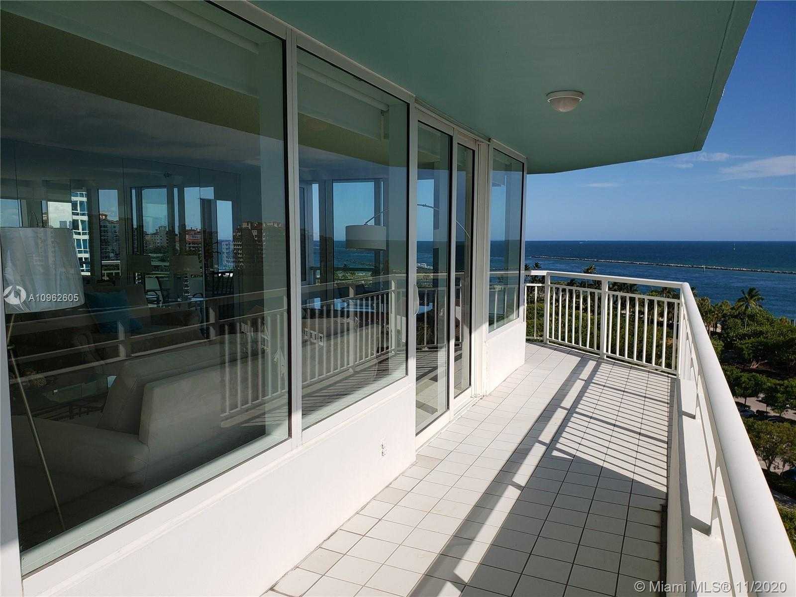 Small Image of 400 SOUTH POINTE DR #903, Miami Beach Number 38