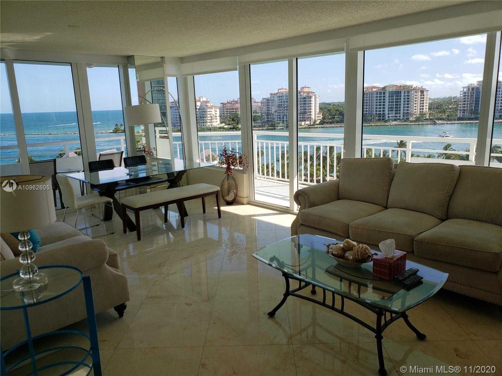 Small Image of 400 SOUTH POINTE DR #903, Miami Beach Number 5