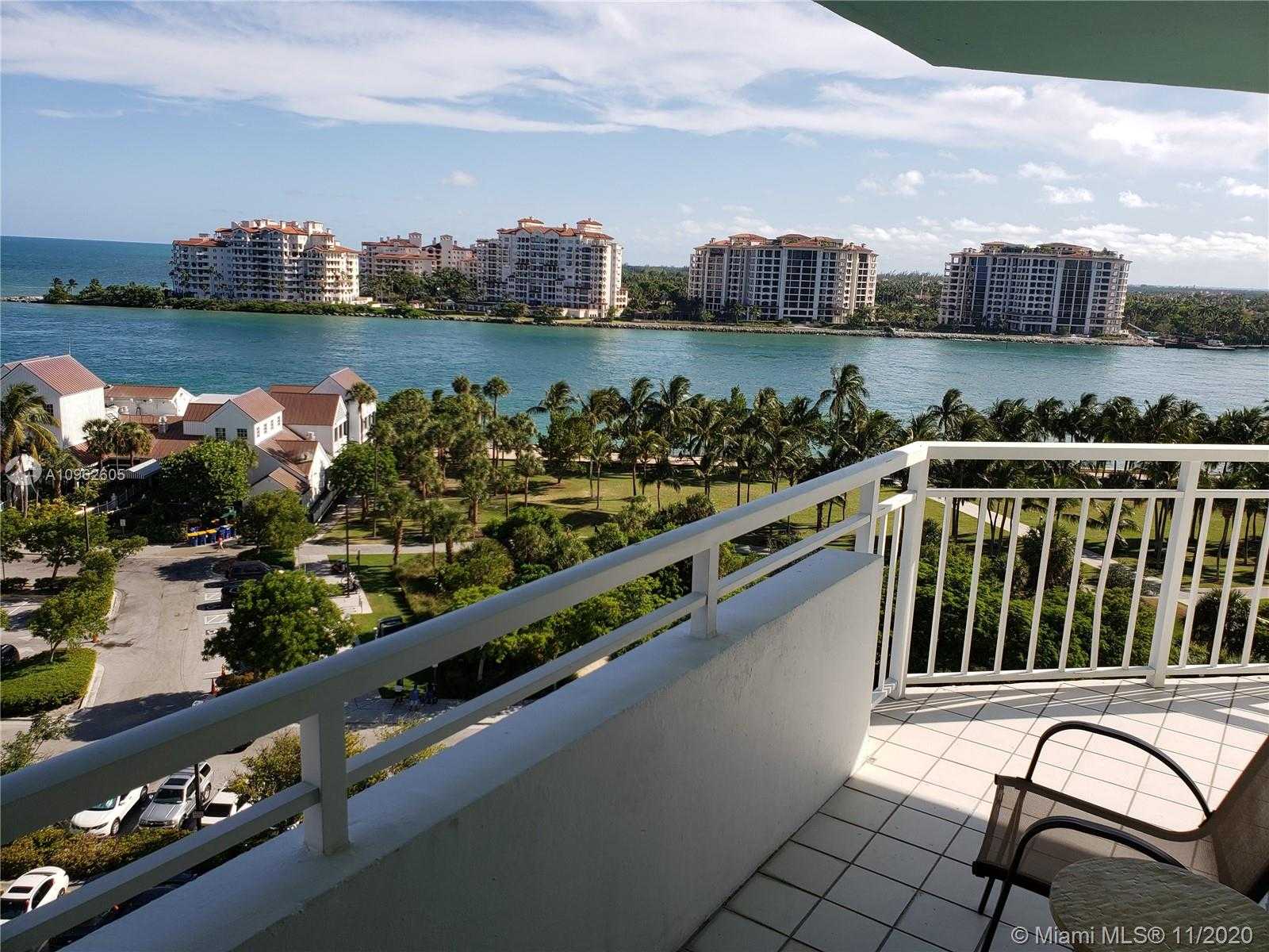 Small Image of 400 SOUTH POINTE DR #903, Miami Beach Number 6