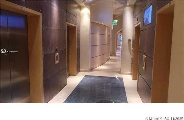 Small Image of 400 SOUTH POINTE DR #903, Miami Beach Number 61