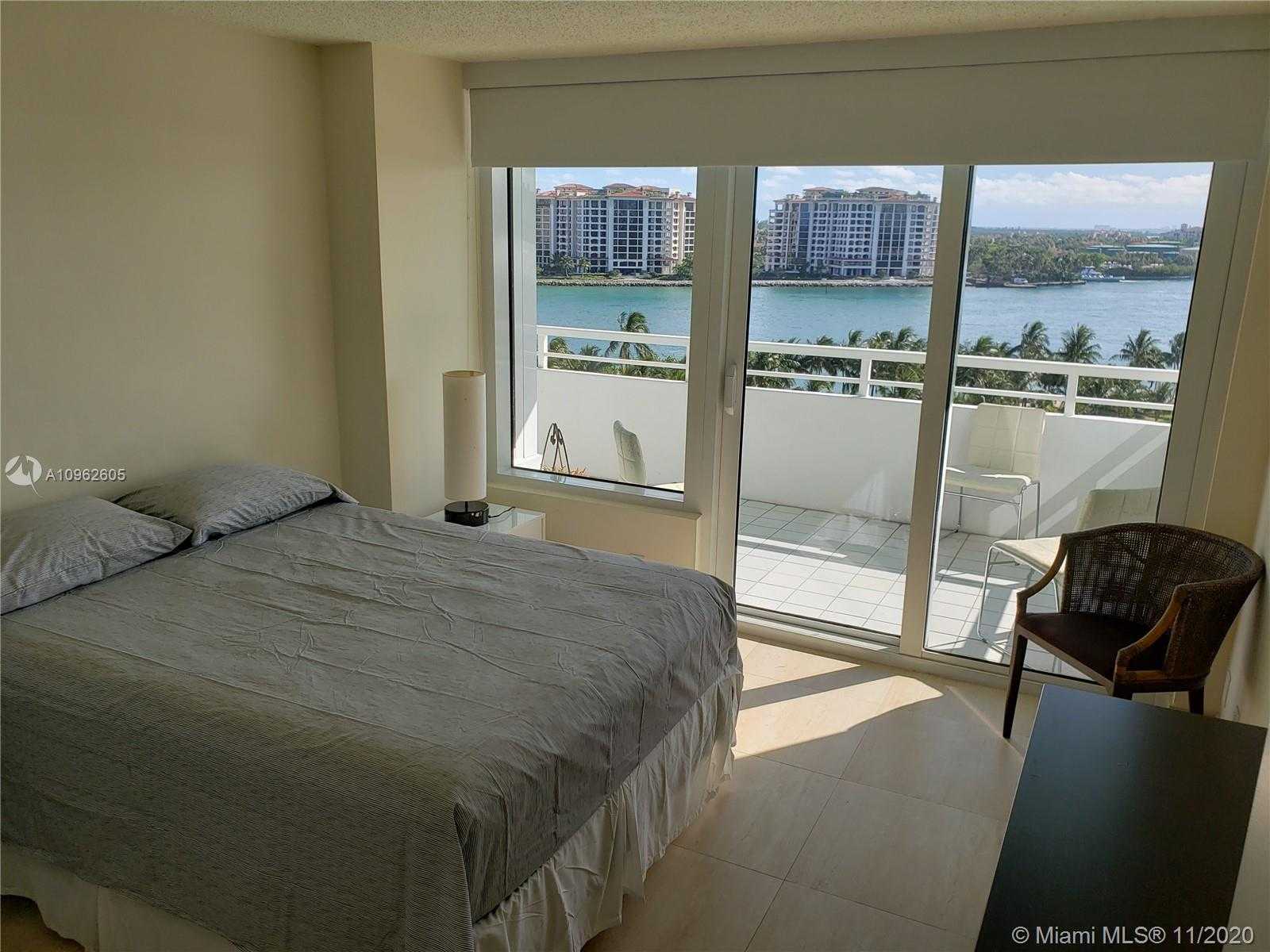 Small Image of 400 SOUTH POINTE DR #903, Miami Beach Number 8