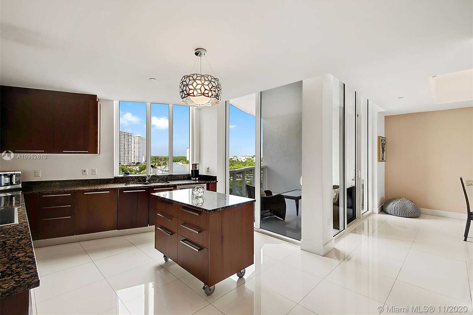 Small Image of 15811 COLLINS AVE #504, Sunny Isles Beach Number 10