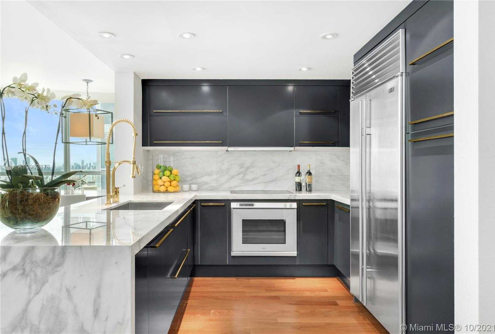 Small Image of 101 20TH ST #2706, Miami Beach Number 4